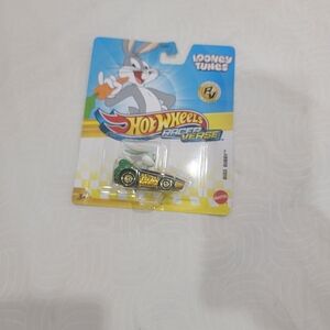 Mattel Hot Wheels Looney Tunes Bugs Bunny Car